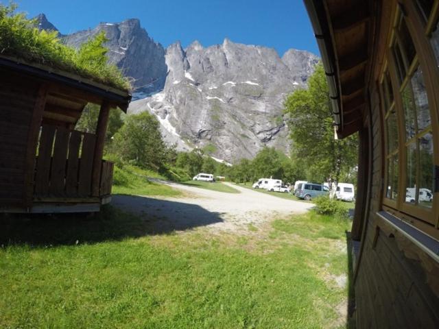 Trollveggen Camping Andalsnes Ngoại thất bức ảnh